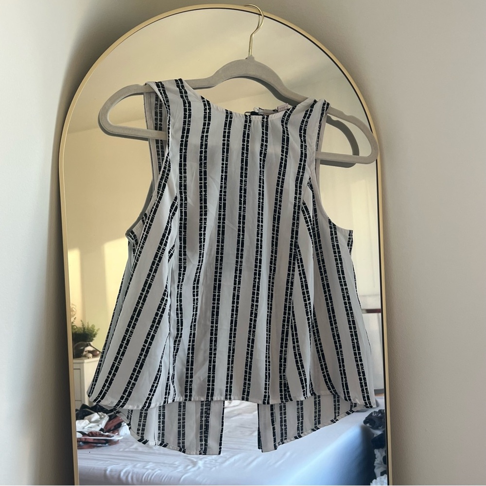 F21 backless flirty top